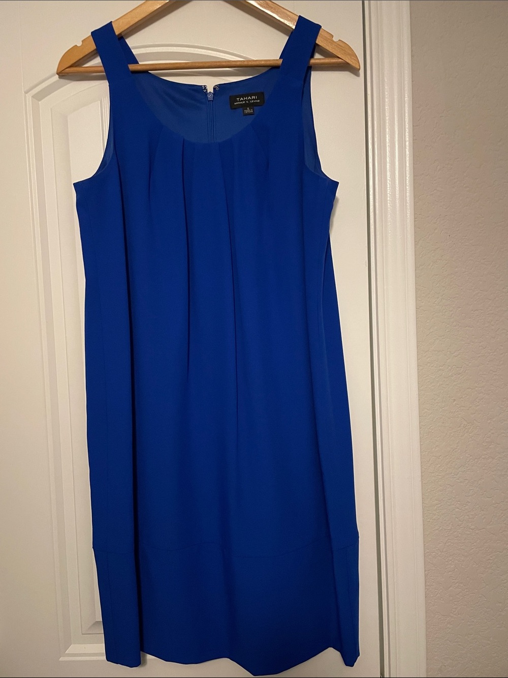 Tahari Vibrant Cobalt Sleeveless Shift Dress